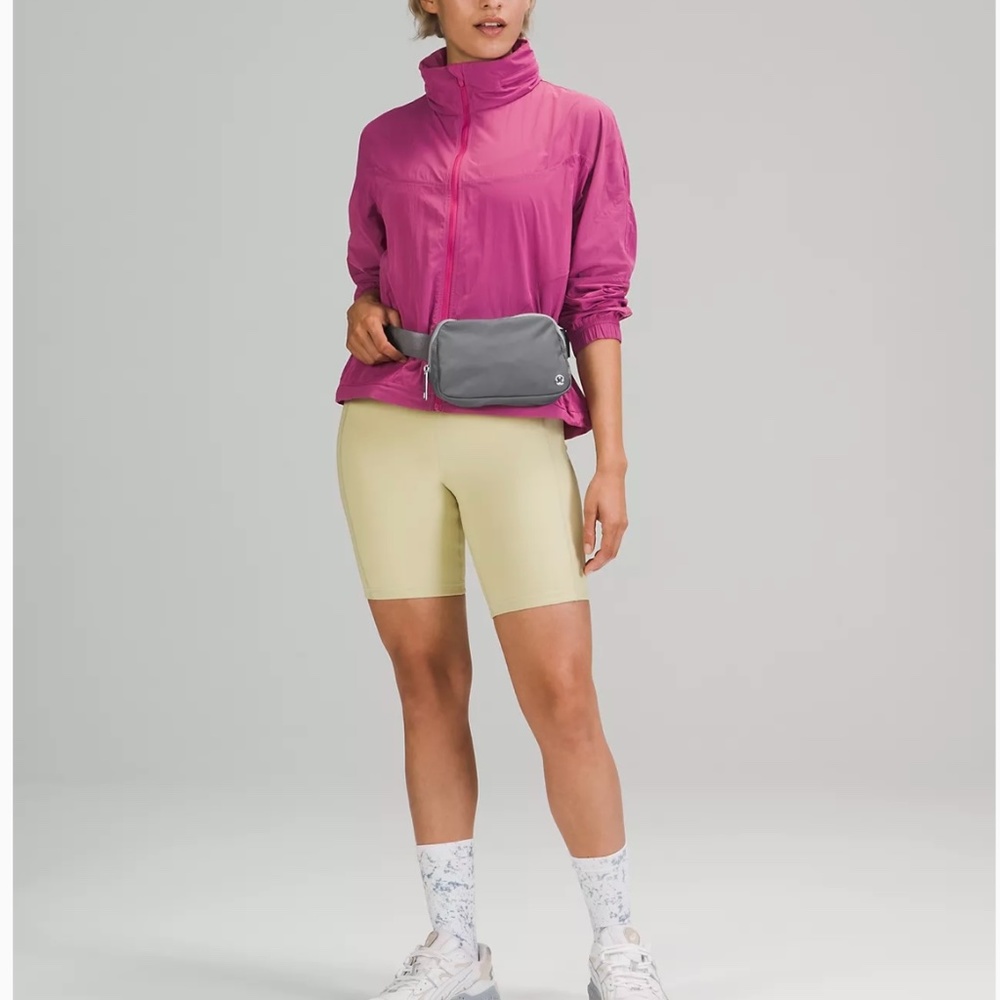 Lululemon Everywhere Belt Bag